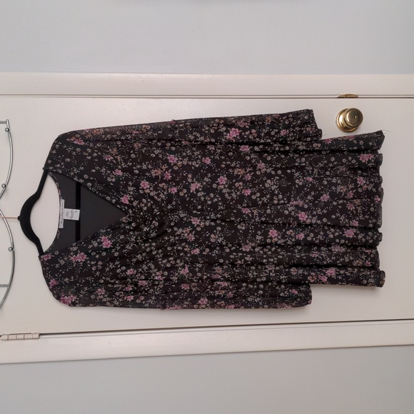 American Rag Dresses & Skirts - Black floral dress